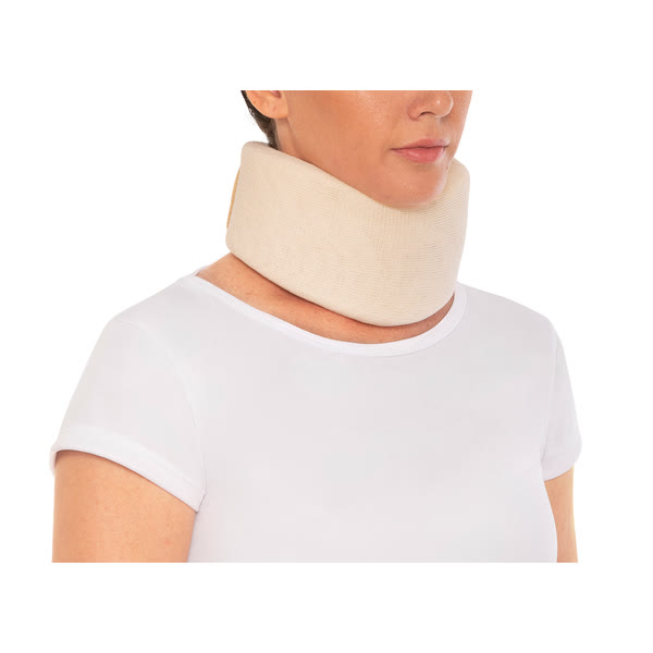Collar cervical blando tipo Schanz.